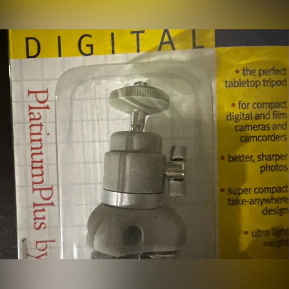 Sunpak Platinum Plus Mini D Tripod for digital cameras 11.5”. Brand new.